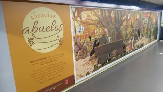 NOTICIAS --- Un gran mural rinde homenaje a los mayores en la estación de metro de Plaza de Castilla