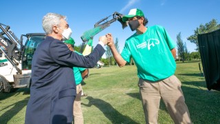 Meoni anunció la construcción de dos pasos bajo nivel en hurlingham
