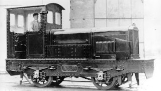 Las locomotoras berliet del trenet de valencia