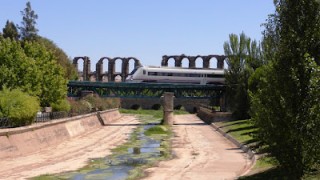 Mérida: su belleza pétrea, ferroviaria y culinaria
