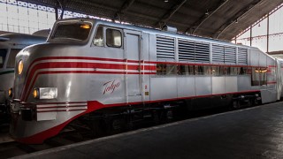 Ficha técnica: Locomotora diésel eléctrica RENFE 350 (Talgo II)