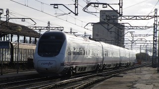 NOTICIAS --- CAF proyecta un tren de hidrógeno que quiere probar entre Zaragoza y Canfranc en 2022