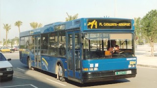 25 años de autobuses de piso bajo en Barcelona