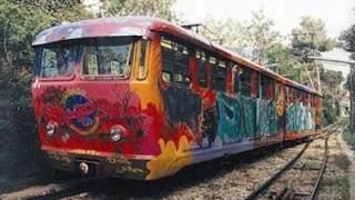 El funicular del Tibidabo cambia de piel