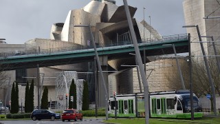 FOTOGRAFÍA --- Tranvía de Bilbao