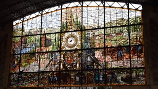 FOTOGRAFÍA --- Vidriera de la estación de Bilbao
