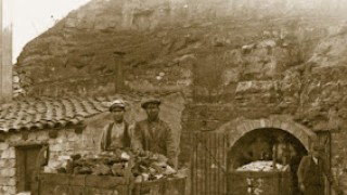RINCÓN LITERARIO --- Lo que el Ebro se llevó. Minas, trenes y barcos en la cuenca carbonífera de Mequinenza.