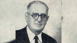 El Jefe de la Estación Limay