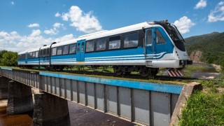 El Tren de las Sierras en el Festival de Cosquin