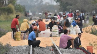 Saque a tren carguero